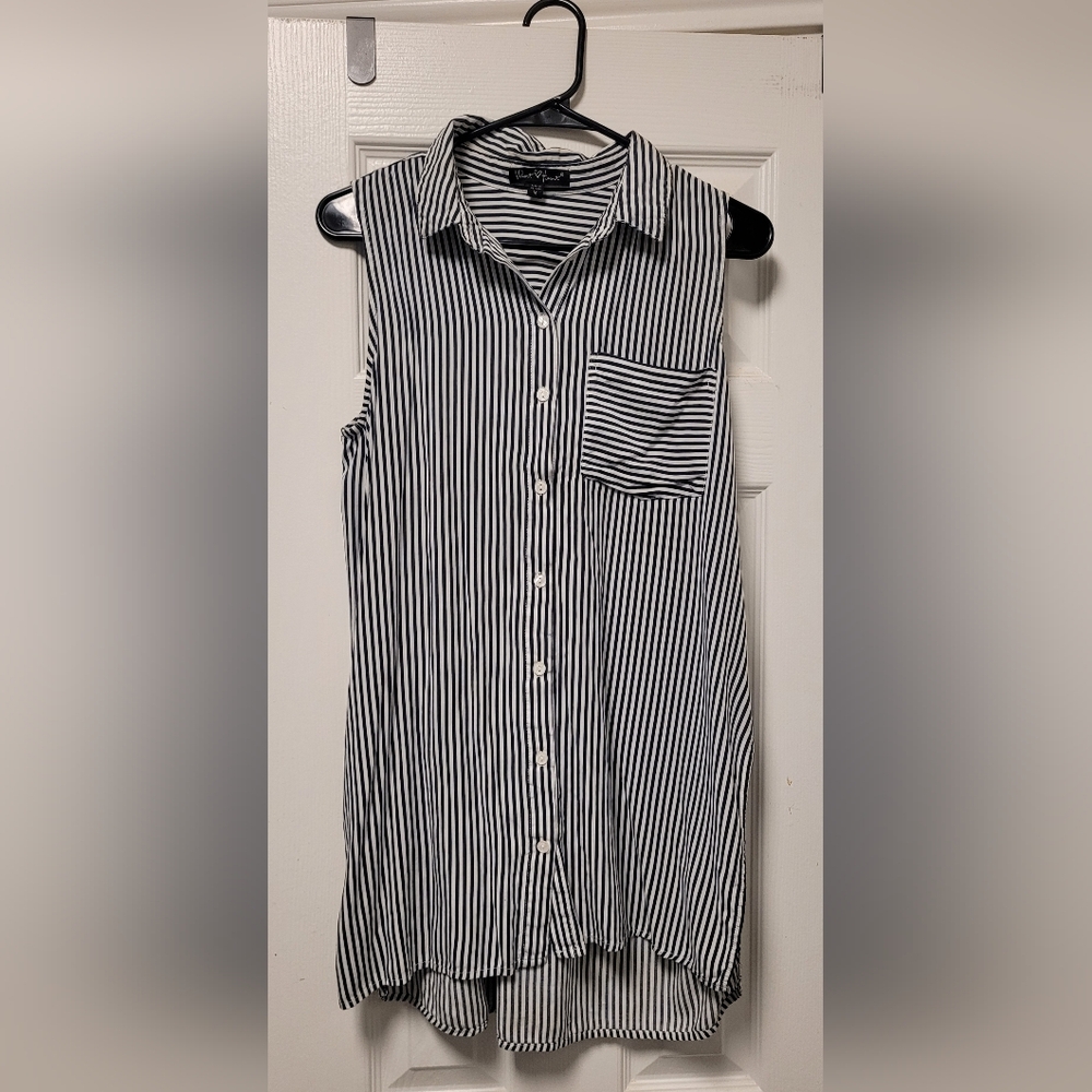 Velvet heart Sleeveless button down long shirt size m